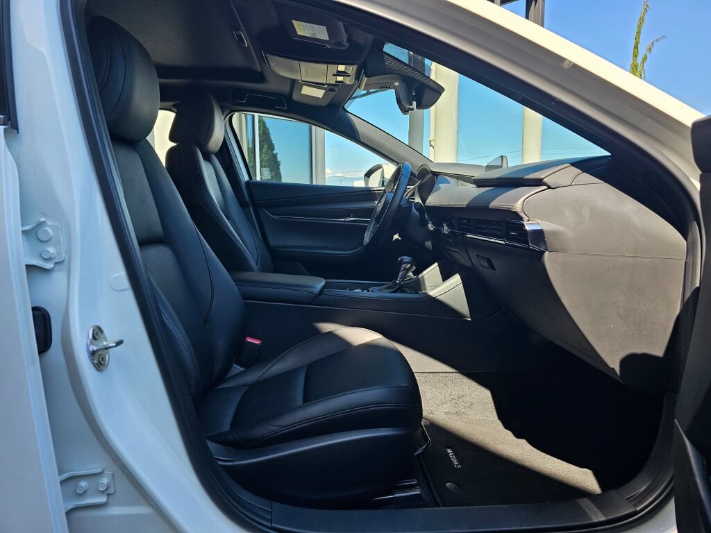 Used 2022 MAZDA MAZDA3 s AWD/4WD image 11