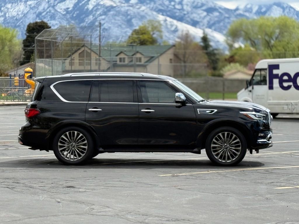 Used 2021 INFINITI QX80 Sensory w/ All-Season Package image 4