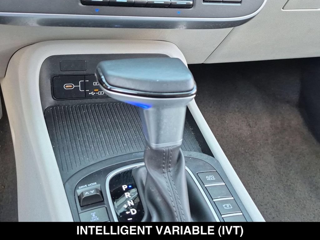 Used 2024 Hyundai Kona SEL AWD/4WD image 20
