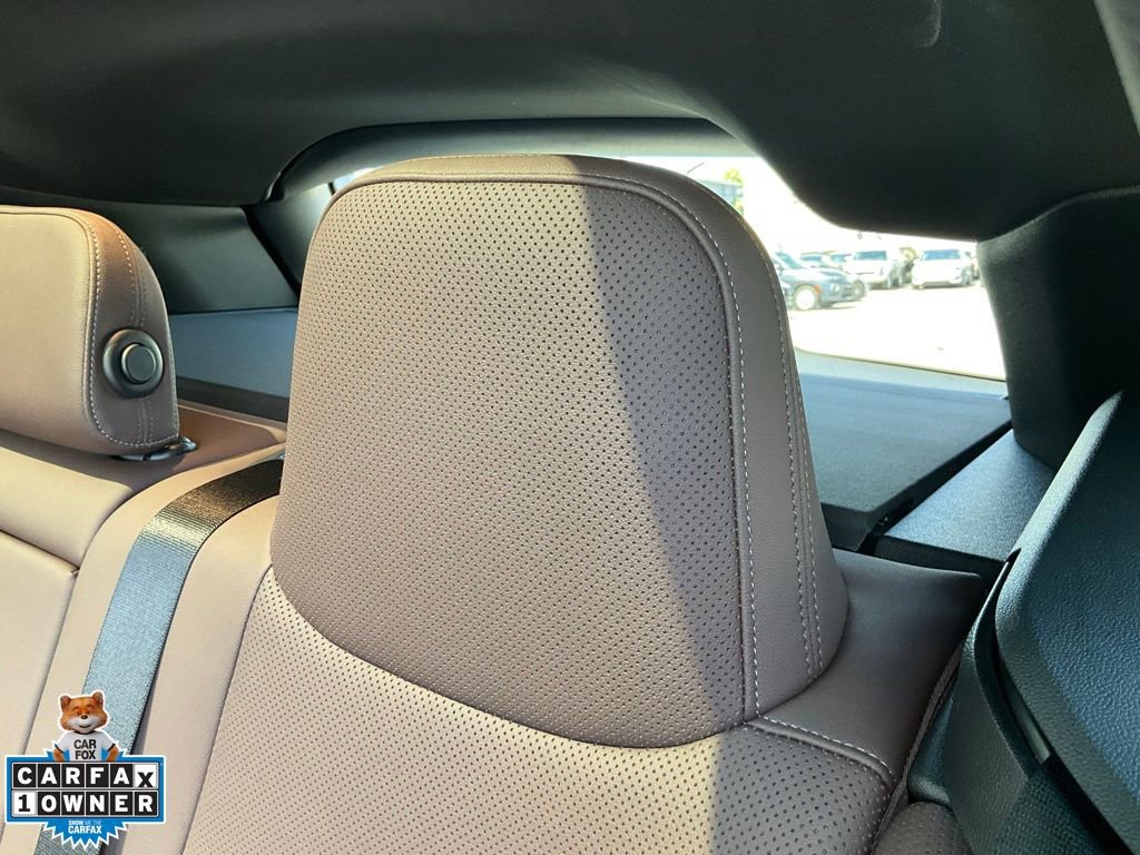 Used 2023 BMW iX xDrive50 w/ Premium Package image 28