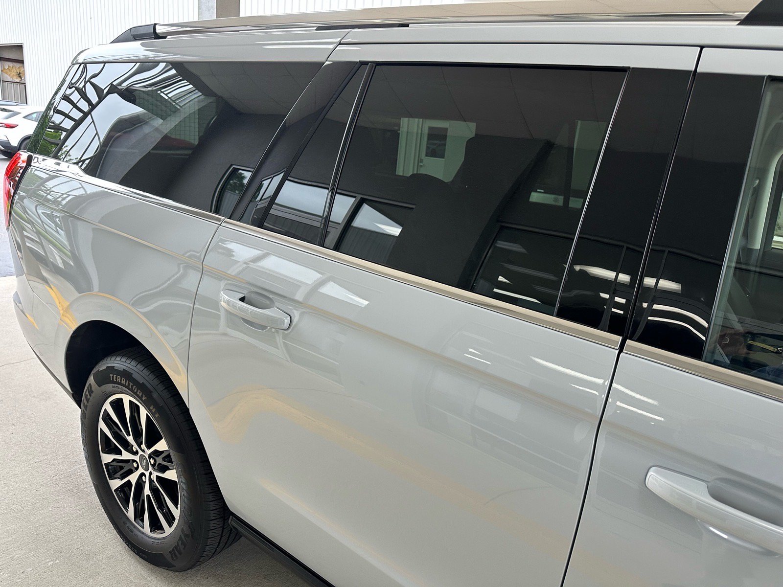 Certified 2025 Ford Expedition Max Platinum AWD/4WD image 12