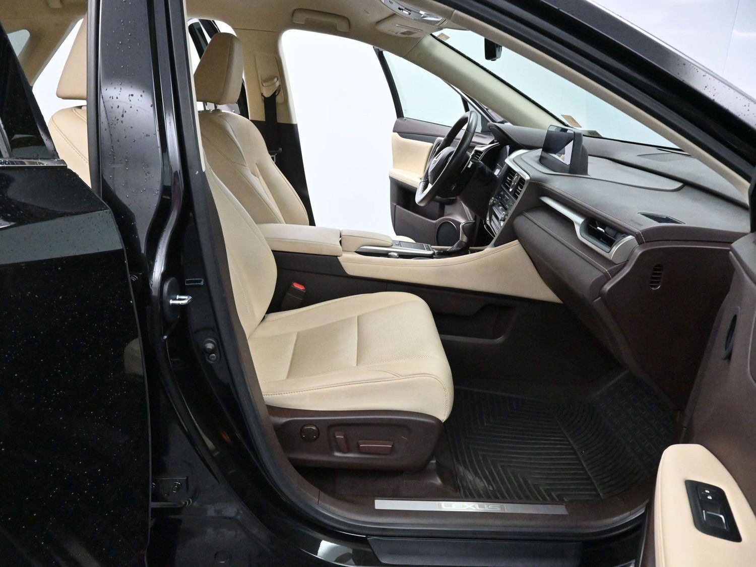 Used 2020 Lexus RX 350 FWD w/ Accessory Package image 29