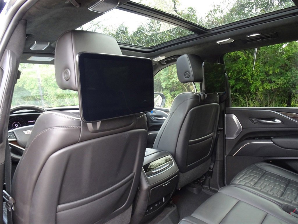 Used 2022 Cadillac Escalade ESV Premium Luxury Platinum w/ LPO, Floor Liner Package image 16