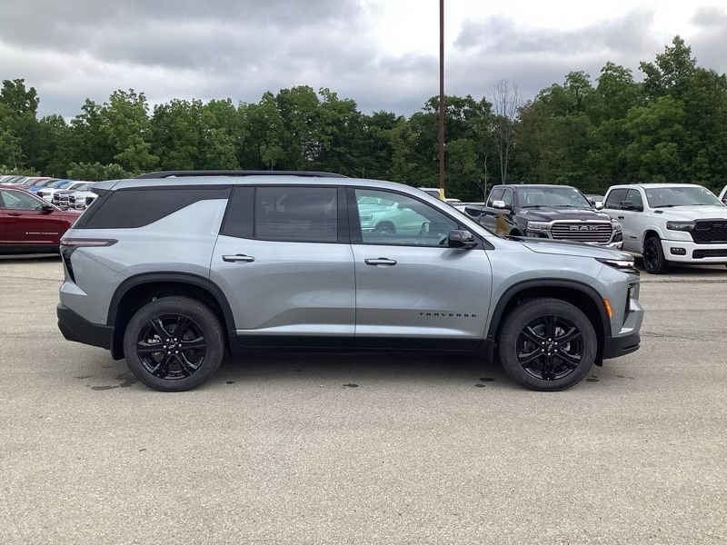 New 2027 Chevrolet Traverse LT w/ Enhanced Driving Package AWD/4WD image 8