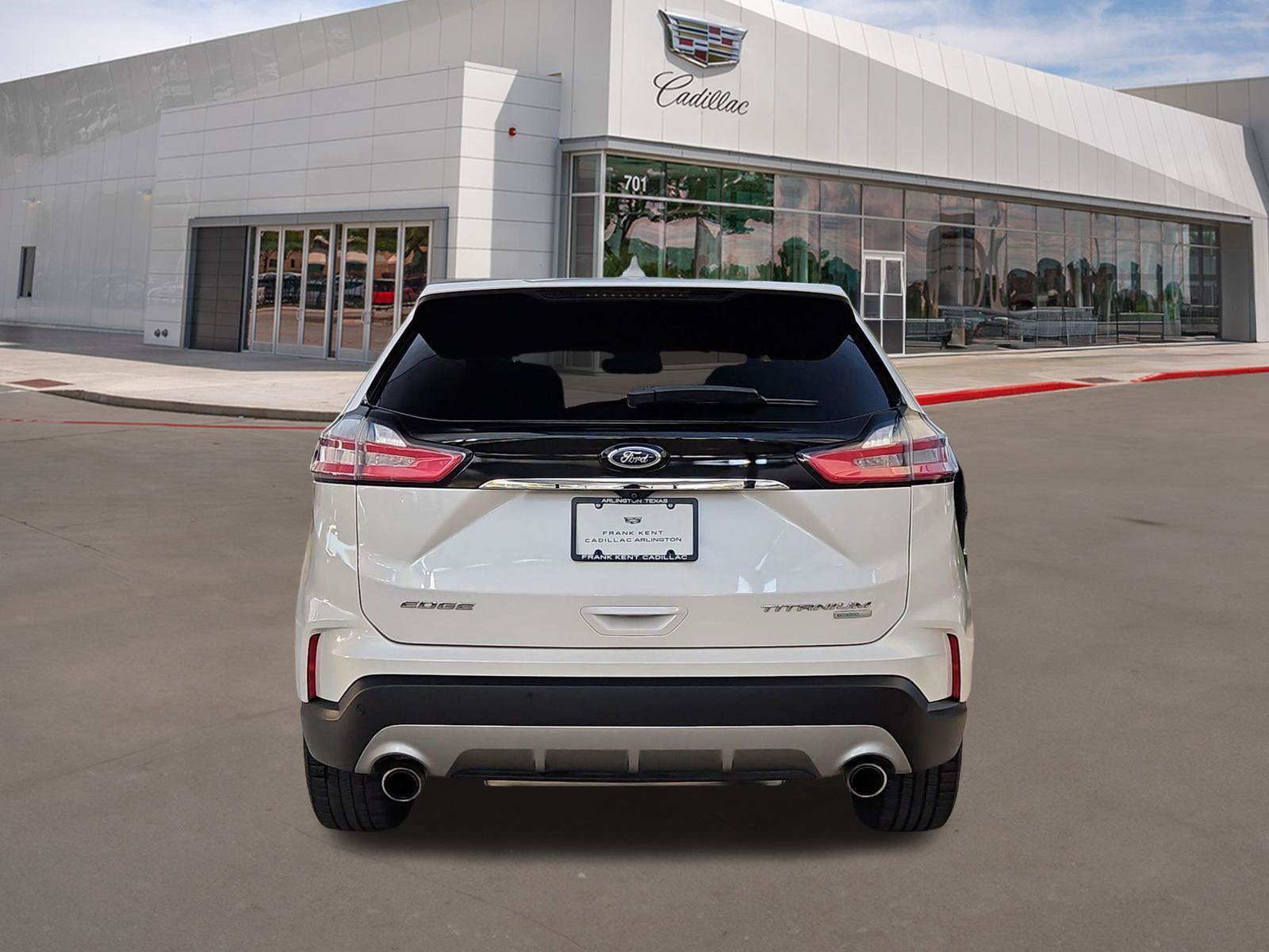 Used 2019 Ford Edge Titanium FWD image 5