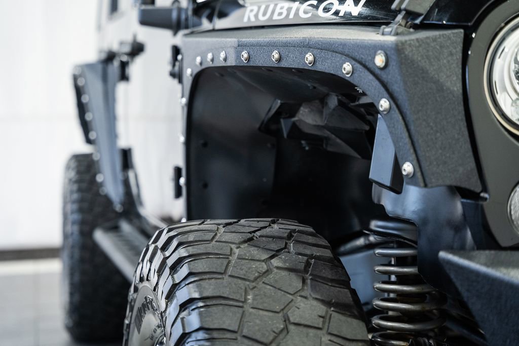 Used 2018 Jeep Wrangler Unlimited Rubicon w/ Connectivity Group image 17