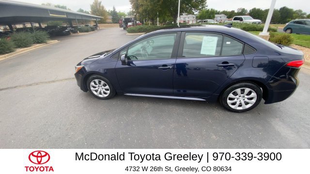 Used 2025 Toyota Corolla LE FWD image 5