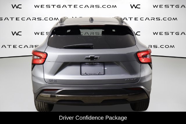 Used 2025 Chevrolet Trax ACTIV w/ Driver Confidence Package FWD image 4