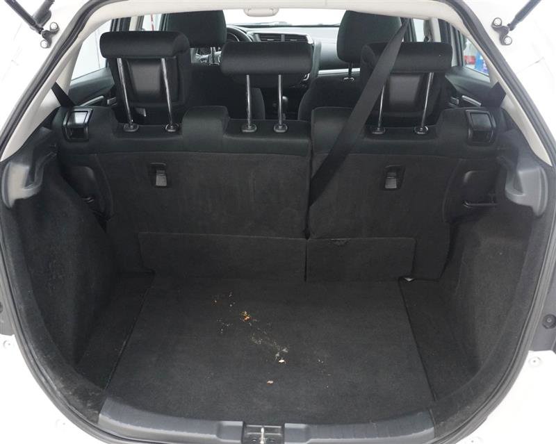 Used 2017 Honda Fit LX image 29