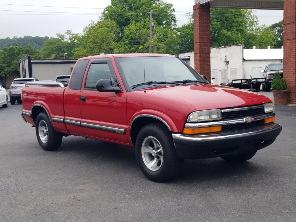 Used 1998 Chevrolet S10 Pickup LS w/ Preferred Equipment Group