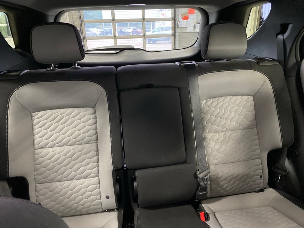 Used 2019 Chevrolet Equinox LS w/ LS Convenience Package AWD/4WD image 22