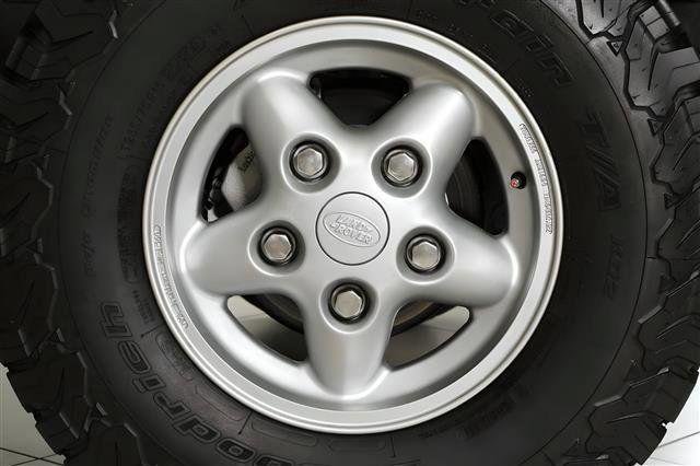 Used 1995 Land Rover Defender 90 image 26