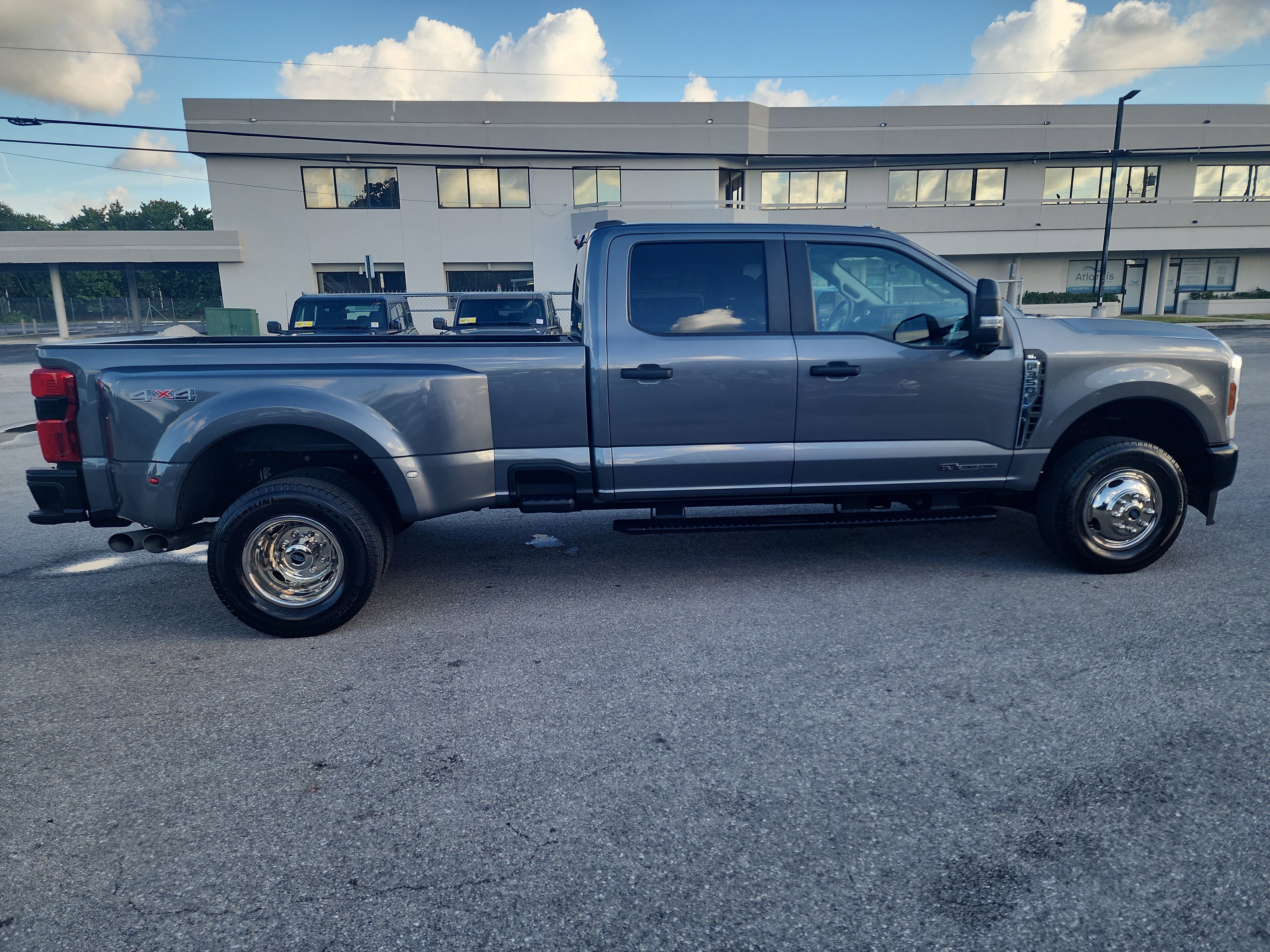 Used 2024 Ford F350 XL w/ 360-Degree Camera Package image 6