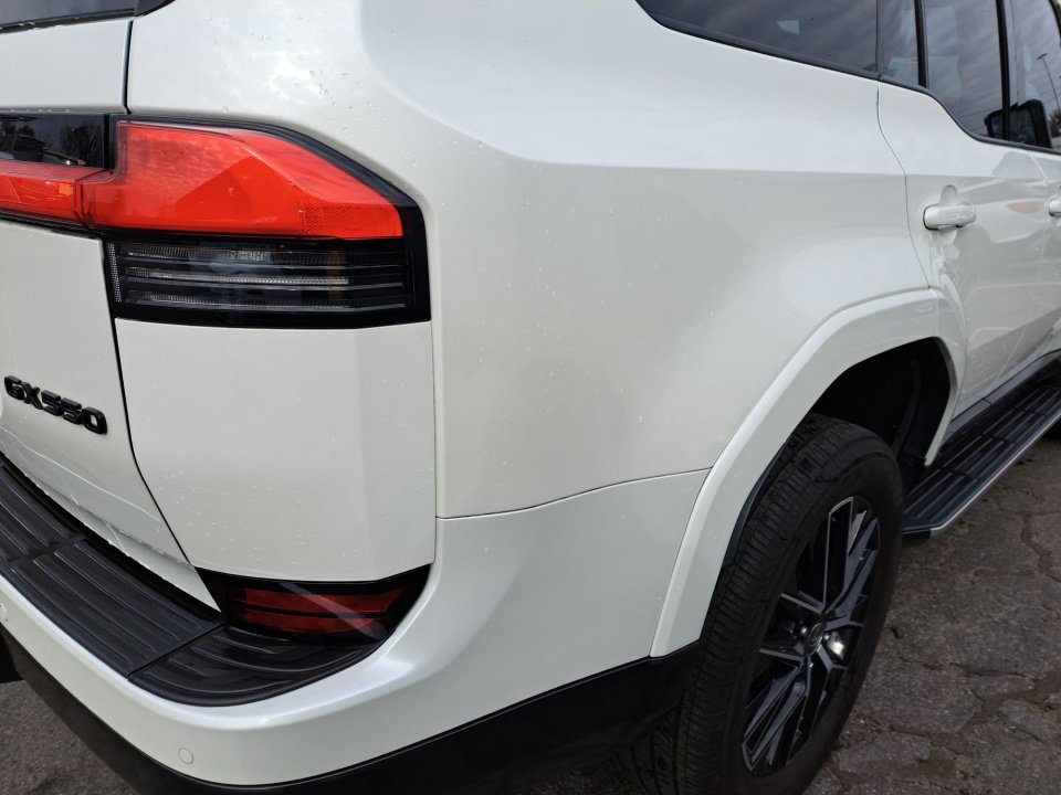 Used 2024 Lexus GX 550 image 23