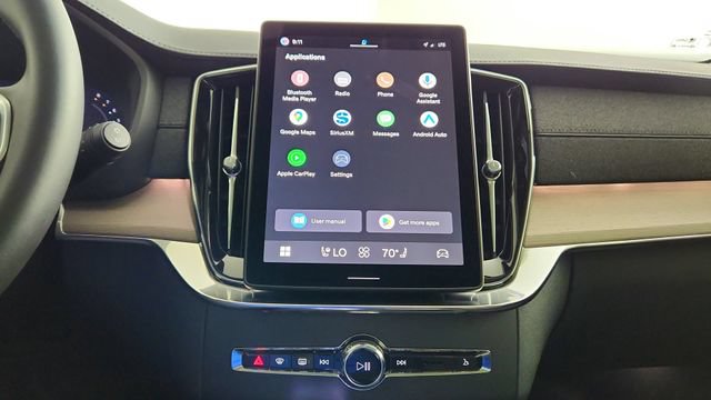 New 2026 Volvo XC90 B6 Plus w/ Protection Package AWD/4WD image 21