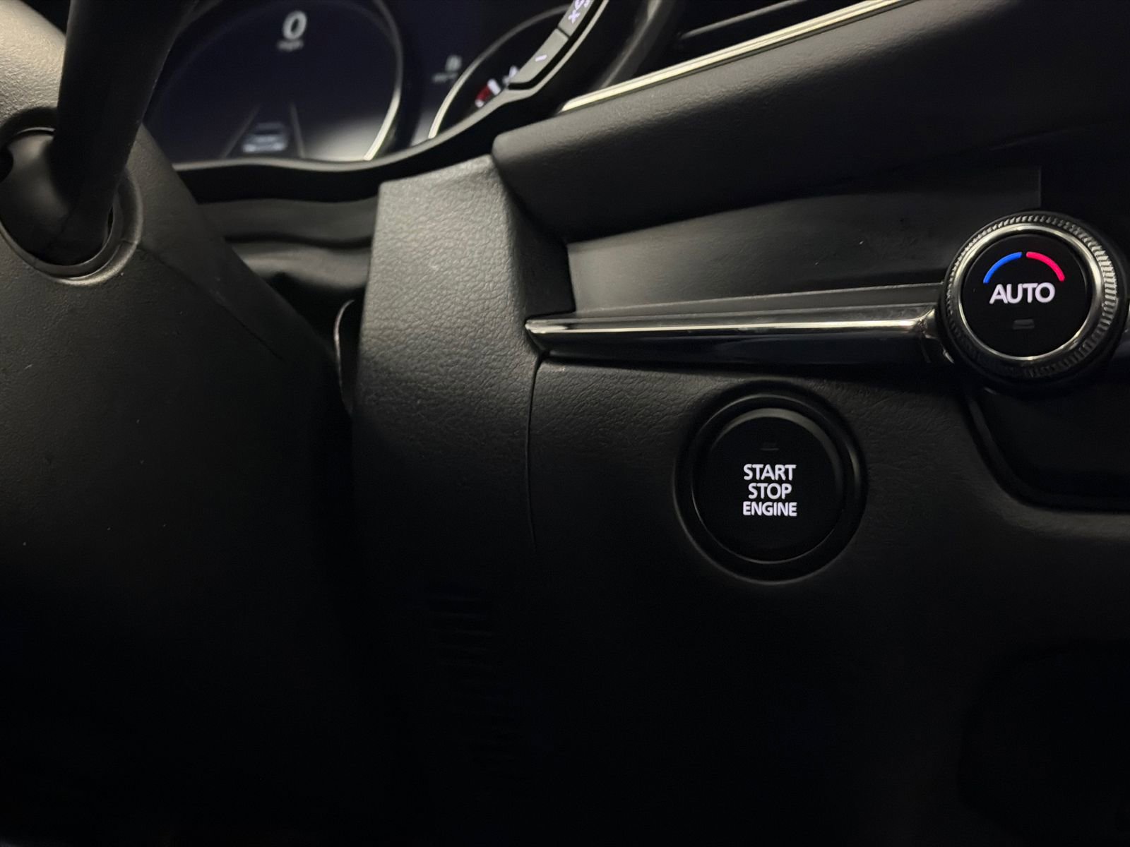 Certified 2025 MAZDA CX-30 AWD 2.5 S w/ Premium Package image 28