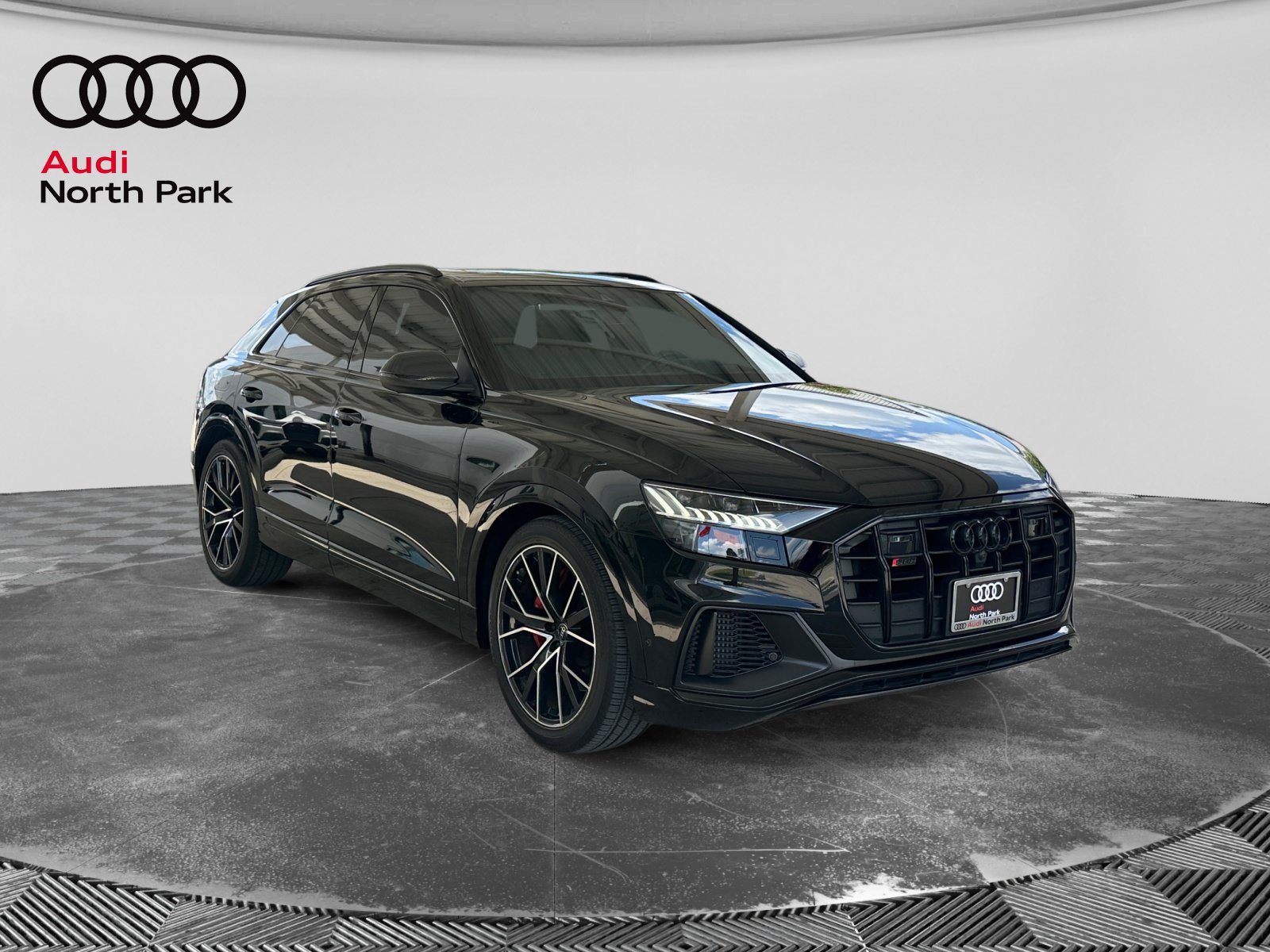 Used 2023 Audi SQ8 Prestige AWD/4WD image 7