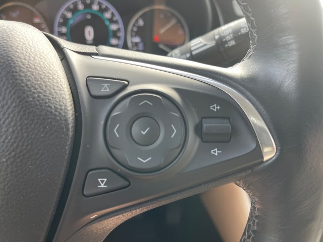 Used 2019 Buick Envision Premium AWD/4WD image 25