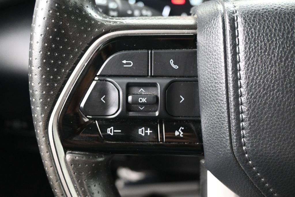 Used 2023 Toyota Tundra SR5 w/ SR5 Convenience Package AWD/4WD image 22