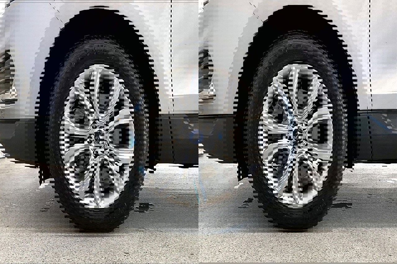 Used 2022 Ford Edge Titanium image 8