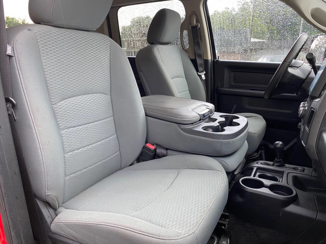 Used 2013 RAM 2500 Tradesman w/ Chrome Appearance Group image 17