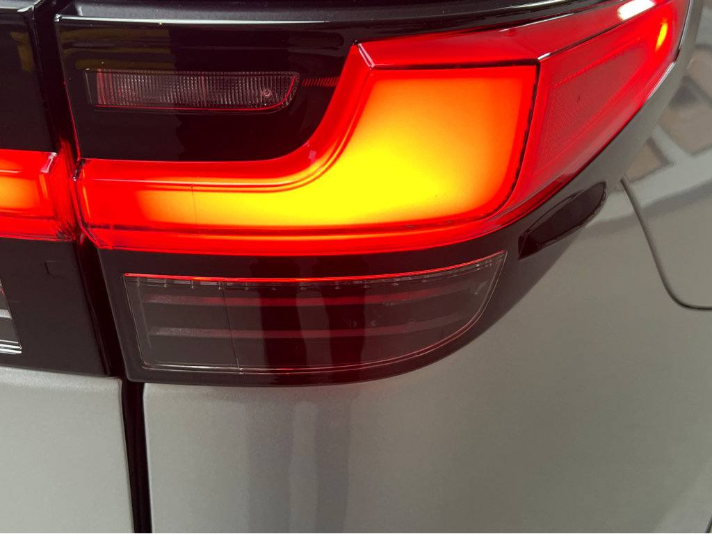 New 2026 Lexus TX 500h AWD w/ Technology Package image 28
