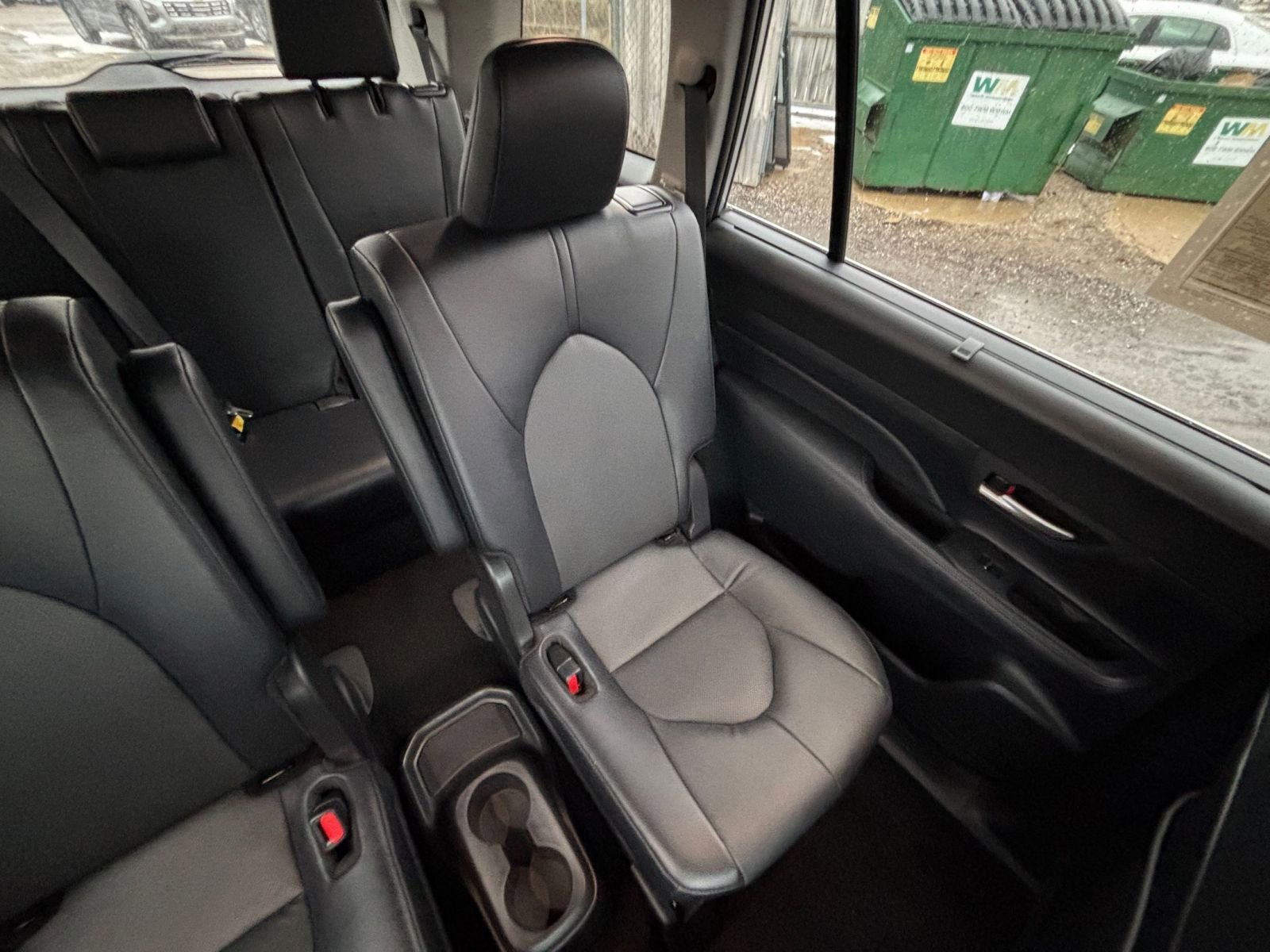 Used 2024 Toyota Grand Highlander XLE image 40