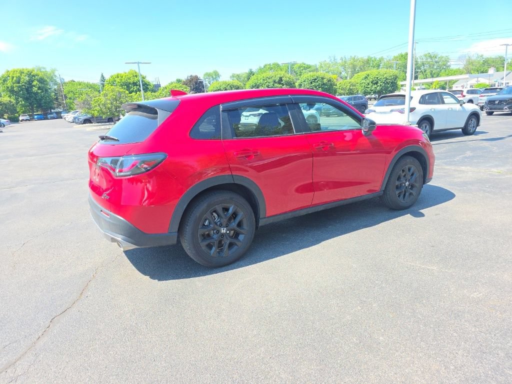 Certified 2025 Honda HR-V Sport image 7
