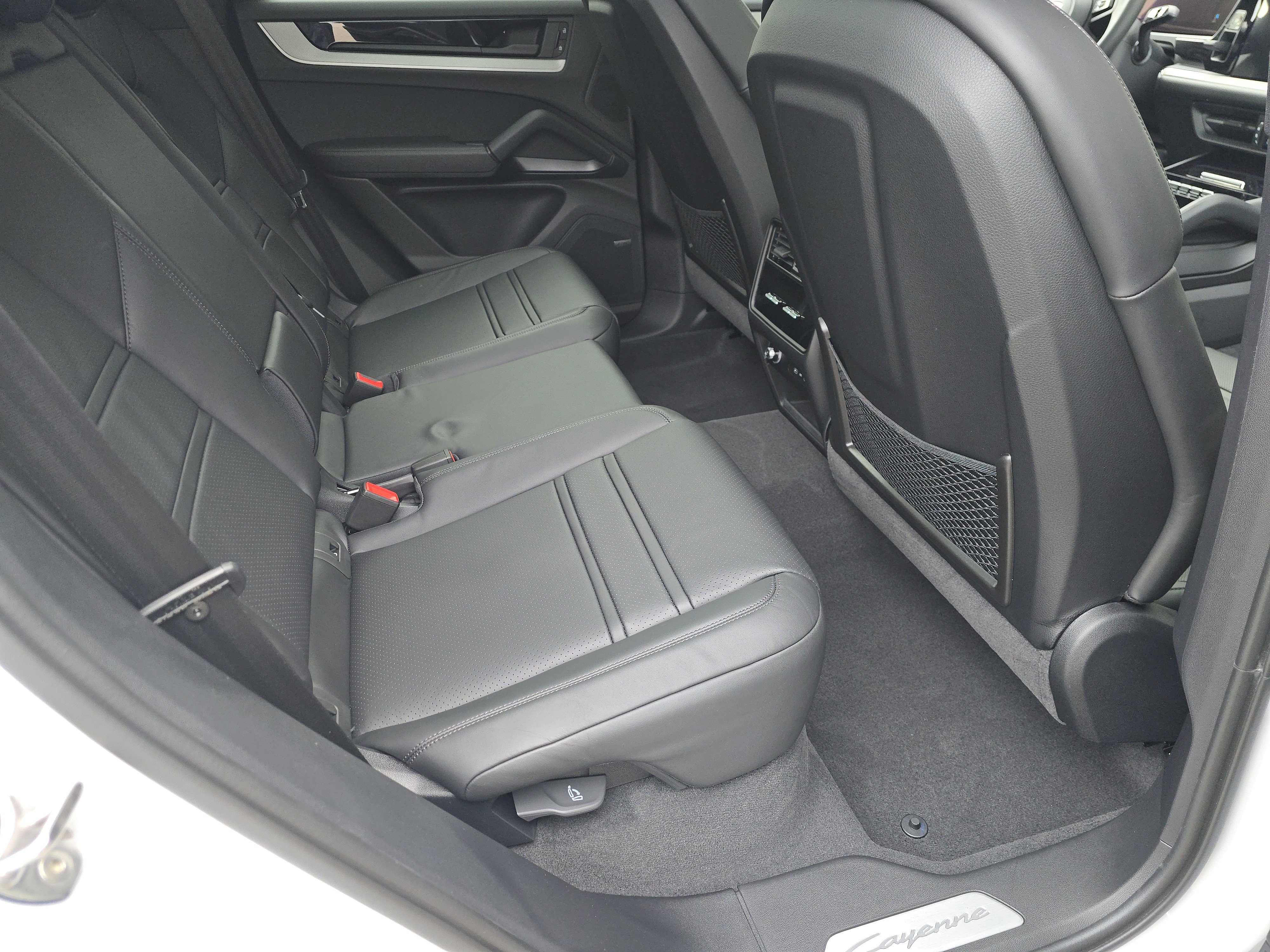 New 2026 Porsche Cayenne Coupe image 14