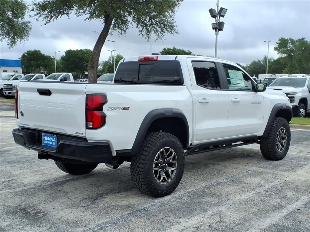 New 2026 Chevrolet Colorado ZR2 image 3