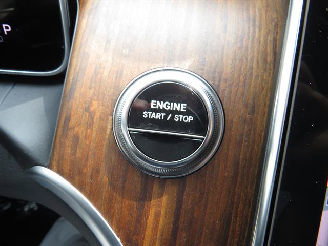 Used 2026 Mercedes-Benz GLC 350e 4MATIC image 13