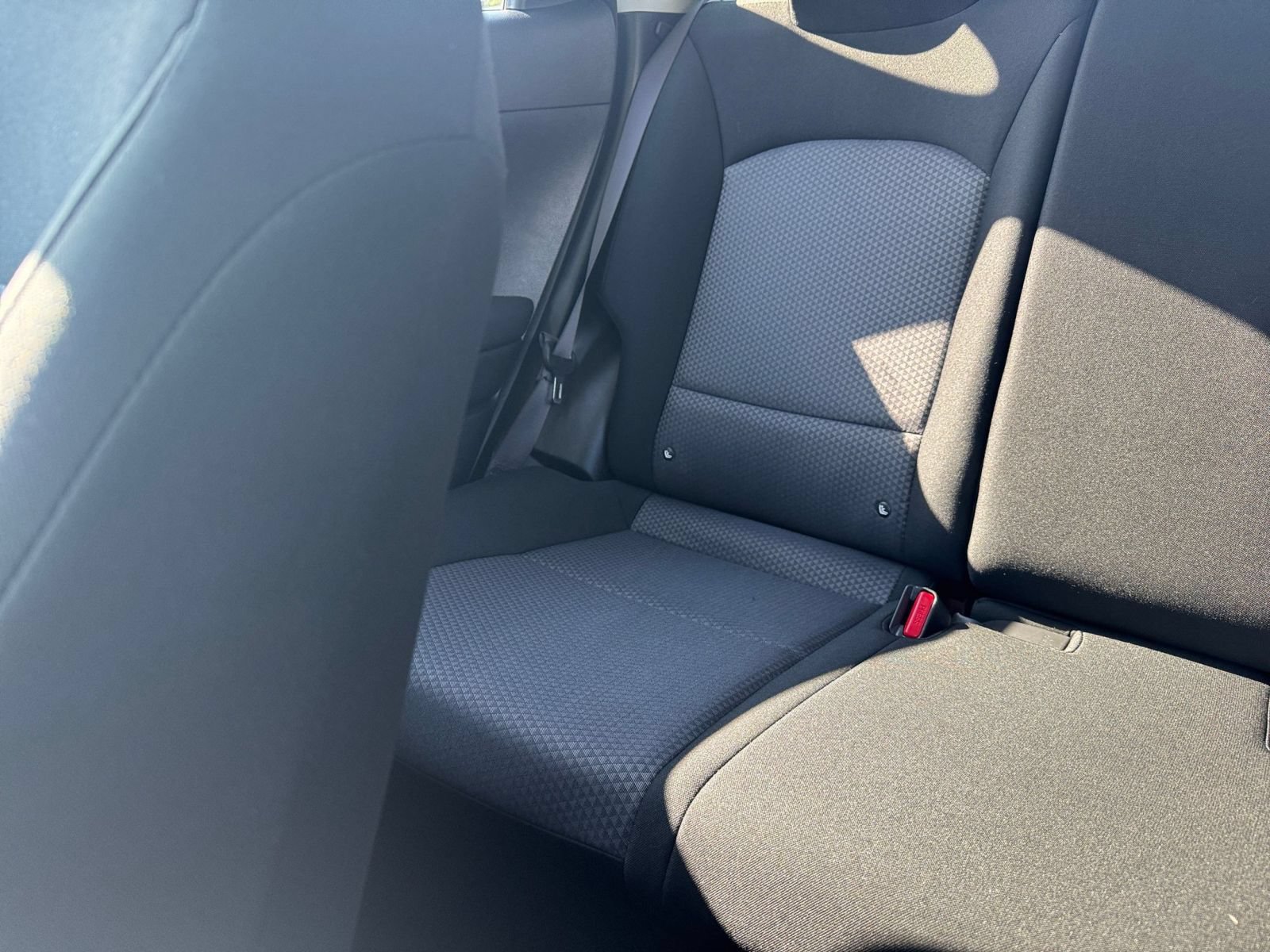 Used 2025 Kia Soul LX w/ LX Technology Package FWD image 37
