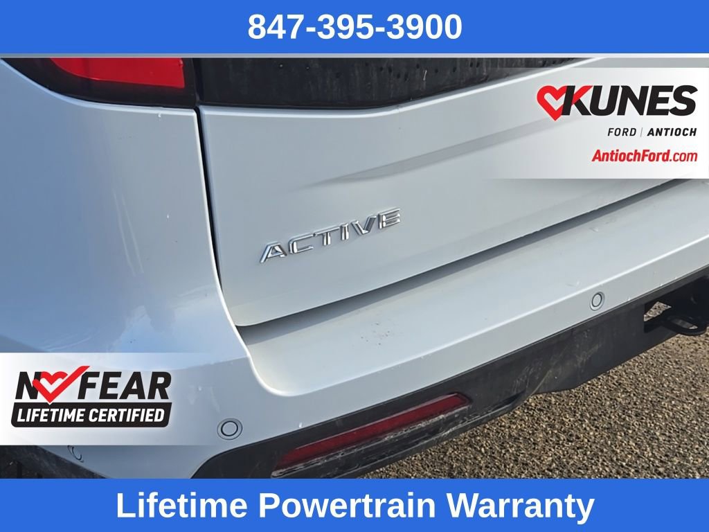 Used 2025 Ford Expedition Active image 6