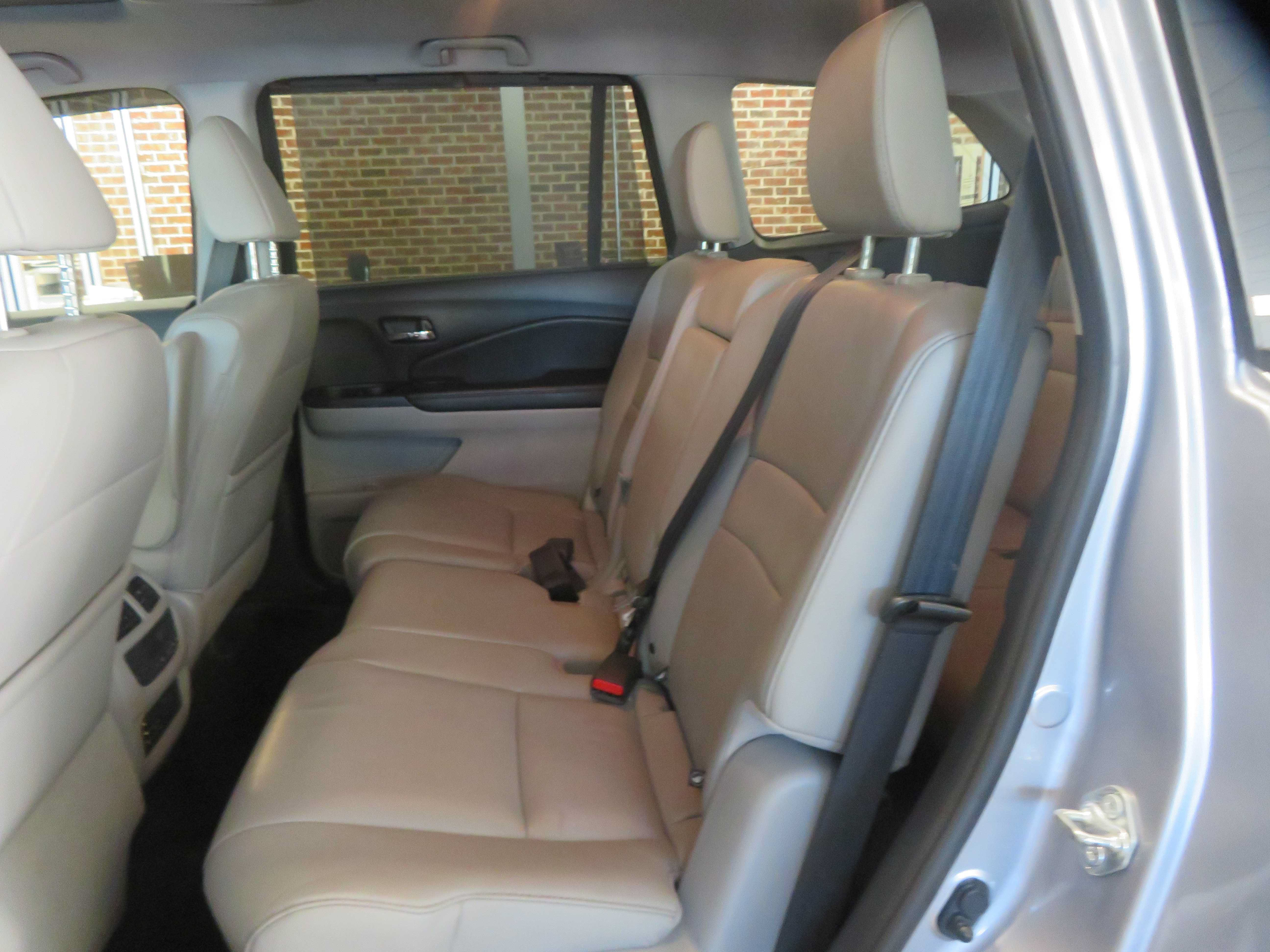 Used 2017 Honda Pilot Touring image 20