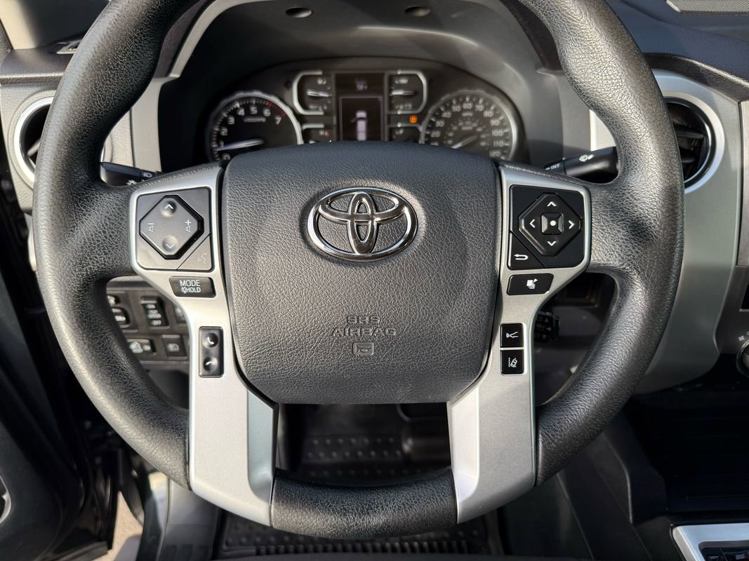 Used 2018 Toyota Tundra SR5 w/ SR5 Upgrade Package image 27
