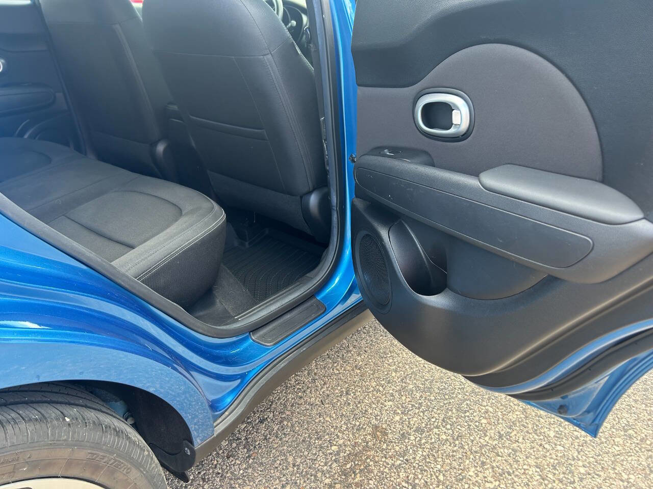 Used 2019 Kia Soul + FWD image 20