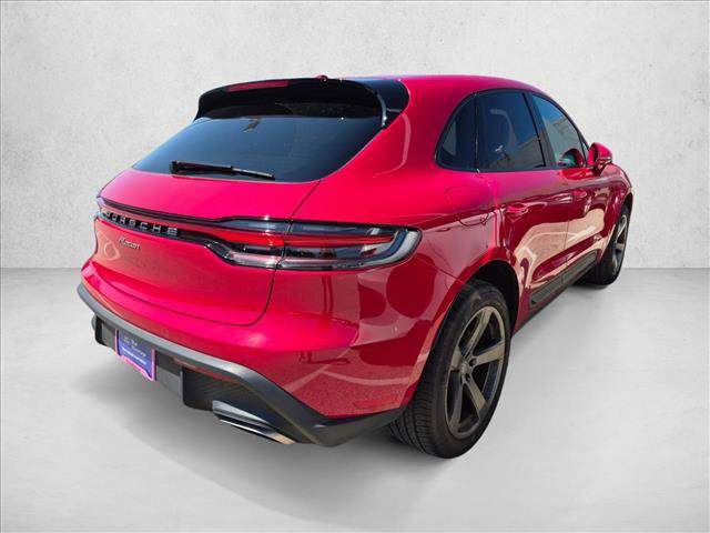 Used 2025 Porsche Macan Turbo AWD/4WD image 3
