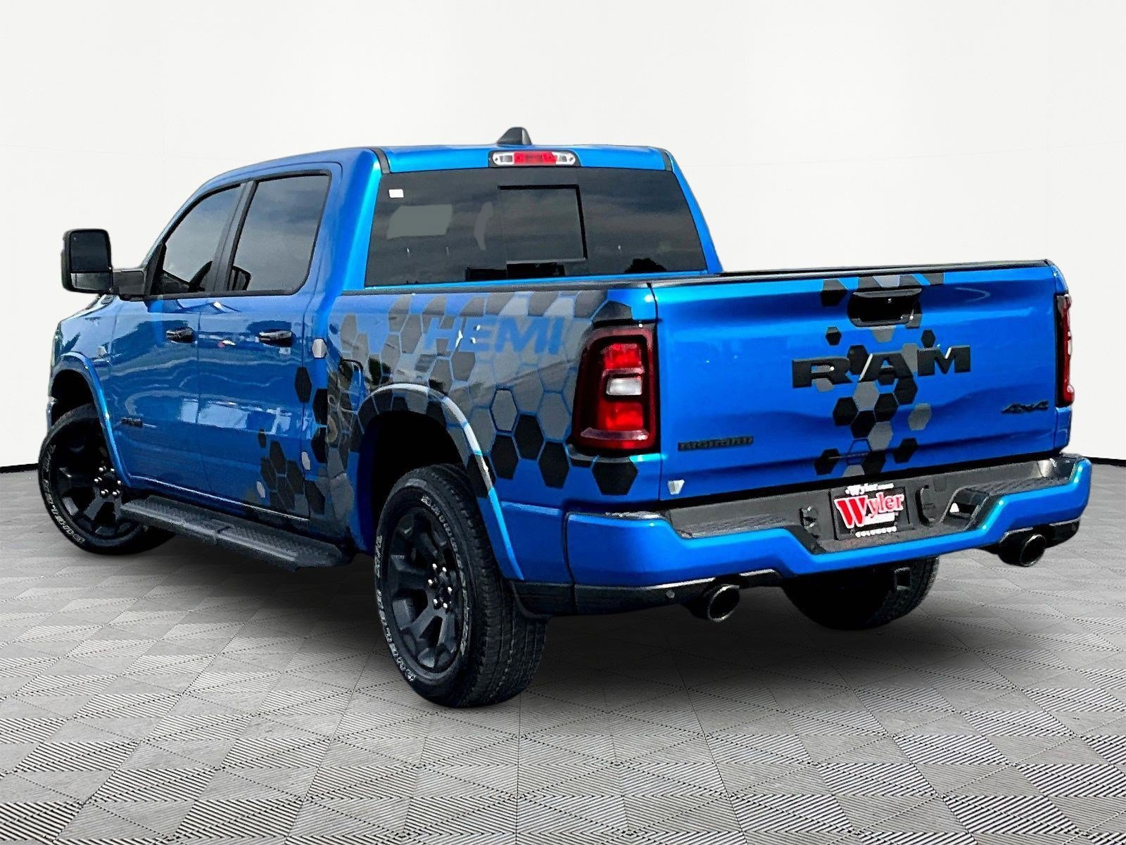 Used 2026 RAM 1500 Big Horn AWD/4WD image 4