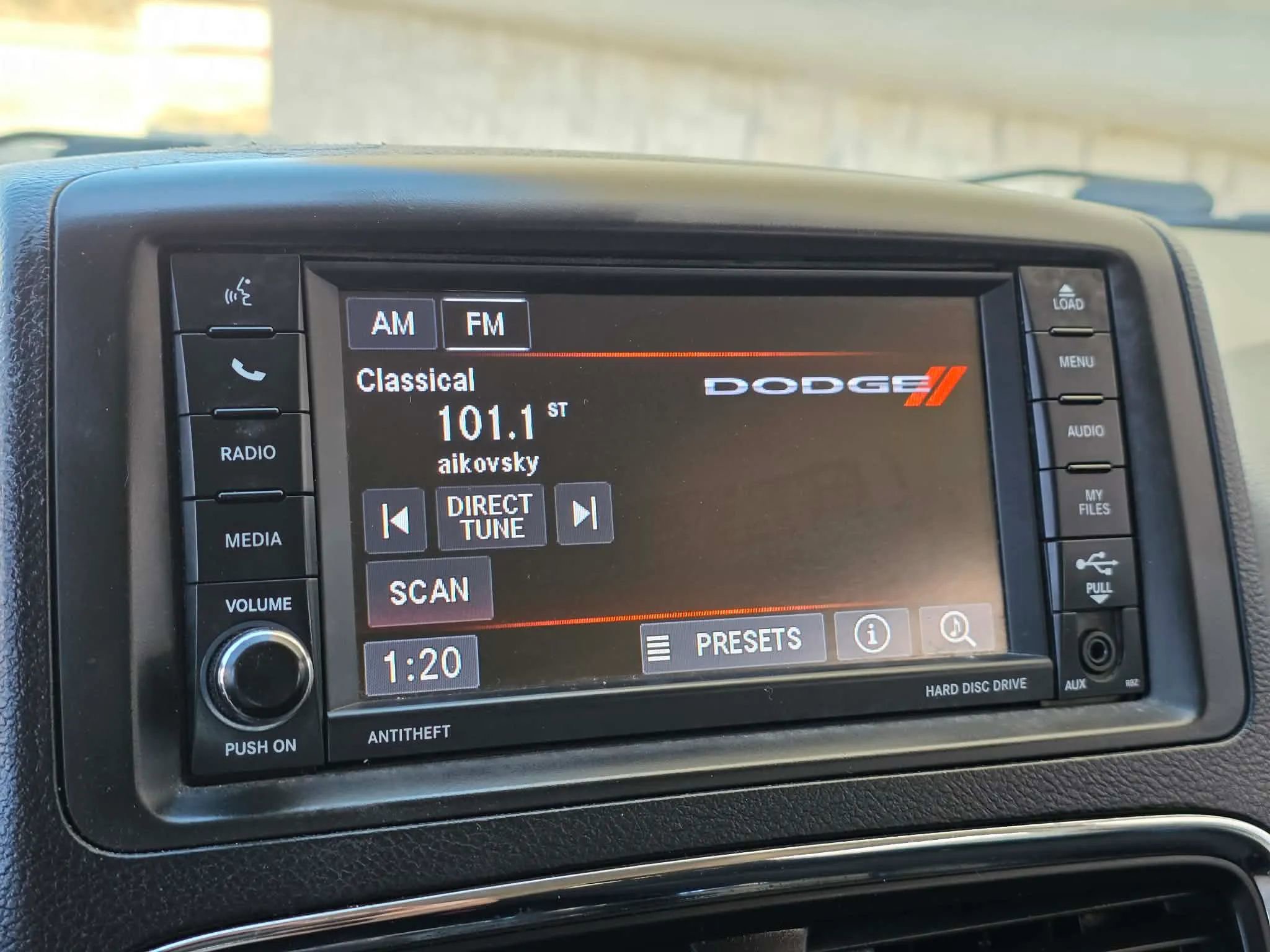 Used 2018 Dodge Grand Caravan SE image 24