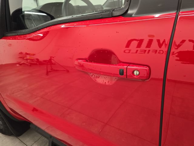 Used 2025 Nissan Frontier PRO-4X AWD/4WD image 19