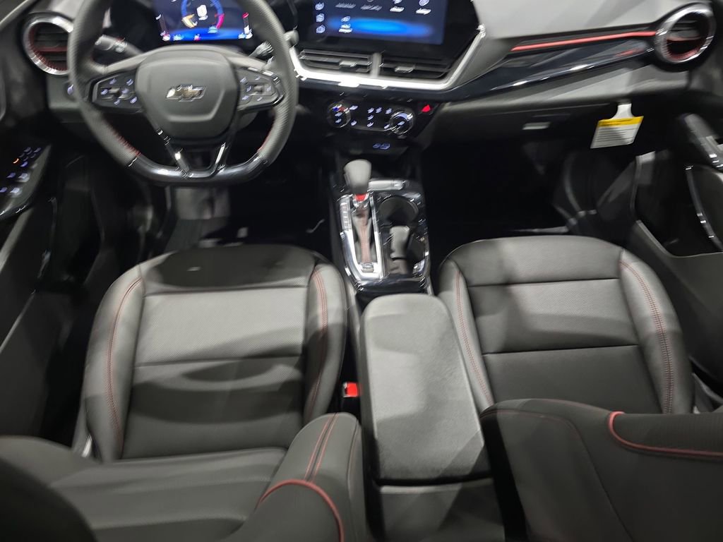New 2026 Chevrolet Trax RS w/ Sunroof Package image 9