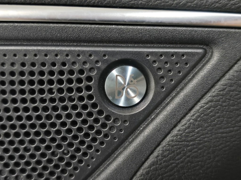 Used 2022 Ford Edge Titanium w/ Equipment Group 301A image 8