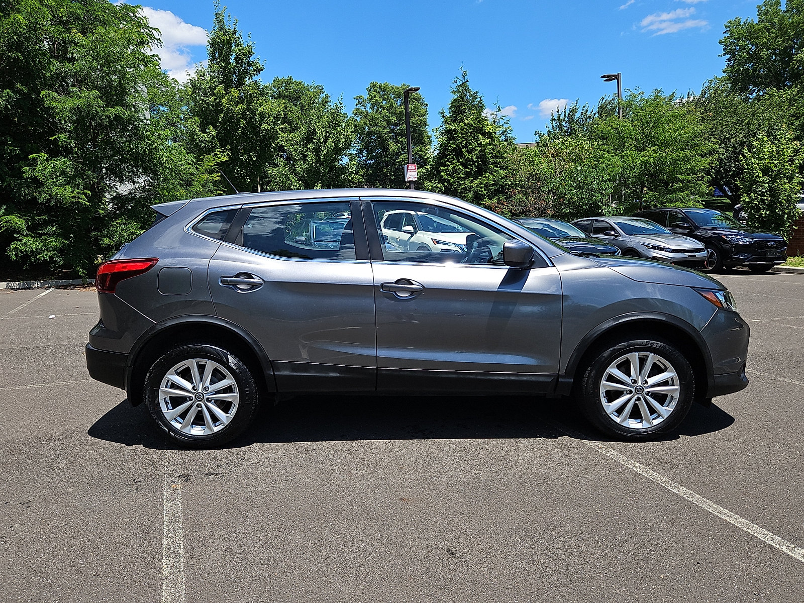 Certified 2019 Nissan Rogue Sport S w/ Appearance Package AWD/4WD image 7