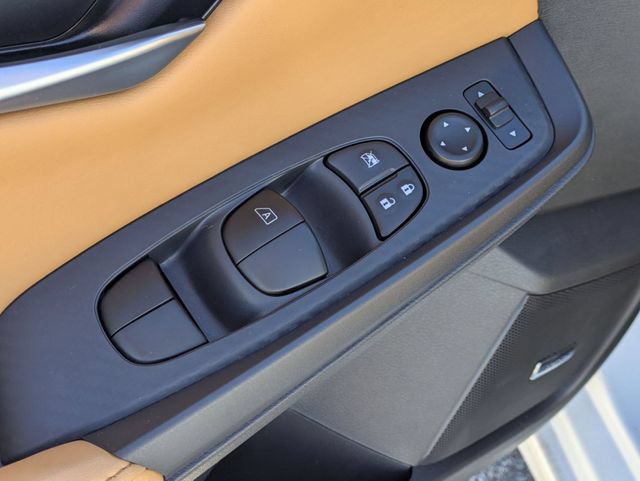 New 2025 Nissan Sentra SV w/ SV Premium Package FWD image 12