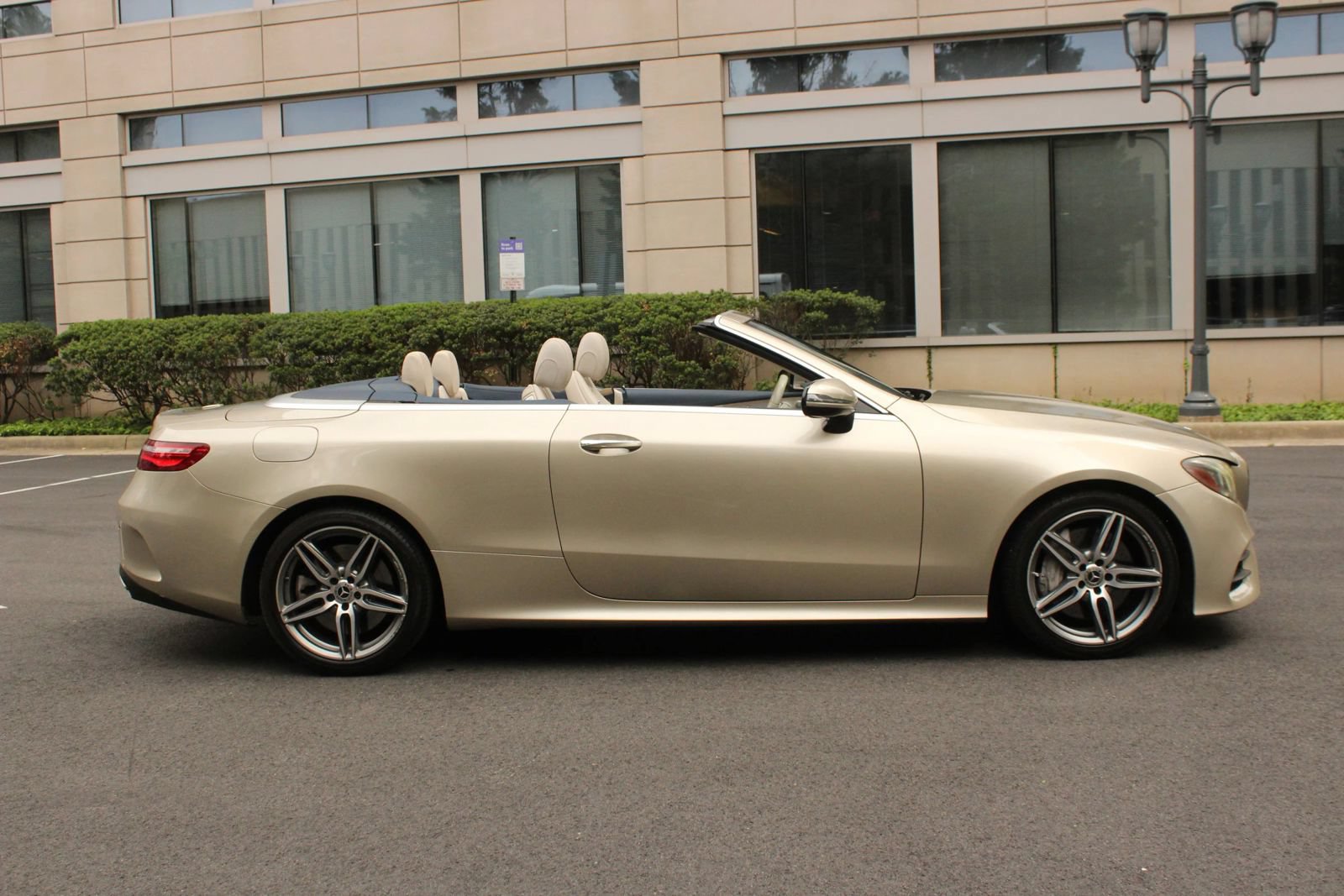 Used 2019 Mercedes-Benz E 450 Cabriolet w/ Premium 1 Package image 8