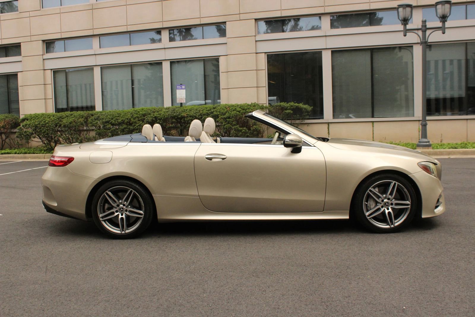 Used 2019 Mercedes-Benz E 450 Cabriolet w/ Premium 1 Package image 8