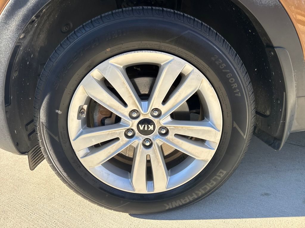 Used 2017 Kia Sportage LX image 11