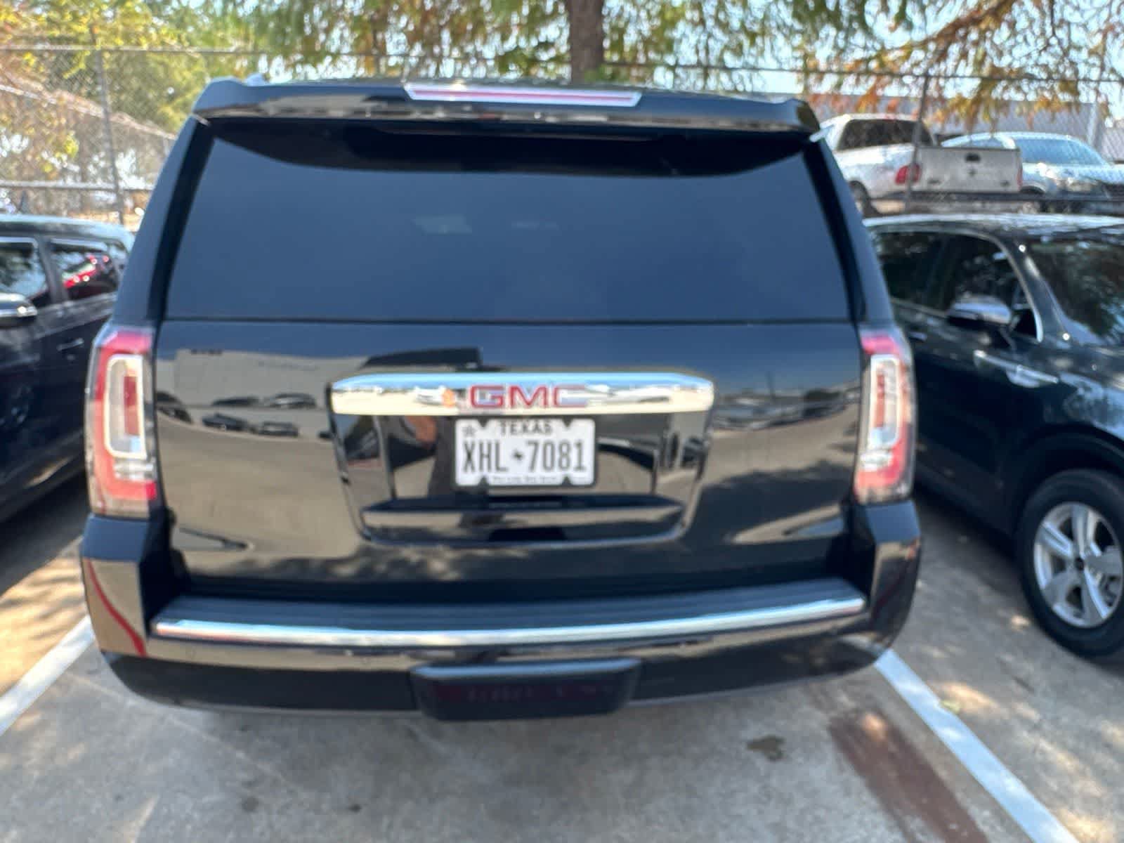 Used 2015 GMC Yukon Denali w/ Open Road Package RWD image 4