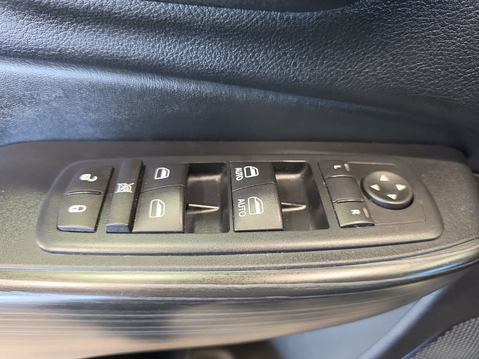 Used 2016 Jeep Cherokee High Altitude AWD/4WD image 19