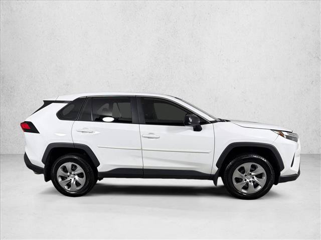 Used 2023 Toyota RAV4 LE AWD/4WD image 2